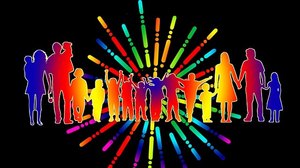 Stilisiert sind hier bunt dargestellte Menschen vor einem schwarzen Hintergrund zu sehen. Farbige Linien laufen auf die Mitte zu.