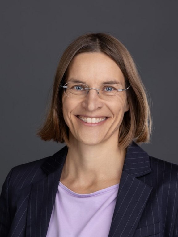 Das Foto zeigt Charlotte Reimann
